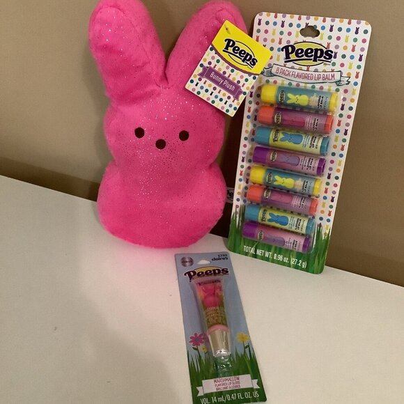 Peeps 9’Inch Stuffed Animal, Marshmallow Flavored Lip Gloss, & 8 Lip Balms. New - Picture 2 of 7